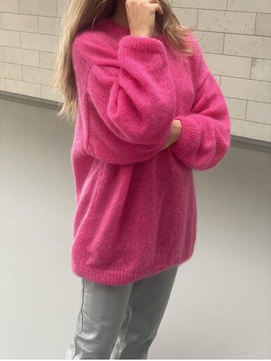 ACADA studio rožinis moheros megztinis ROME 2