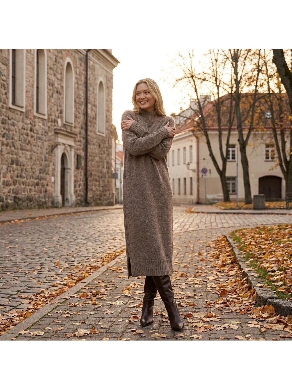 AG design ilga alpakos vilnos megzta suknelė su skeltukais AGNESA - kakavos spalvos 11