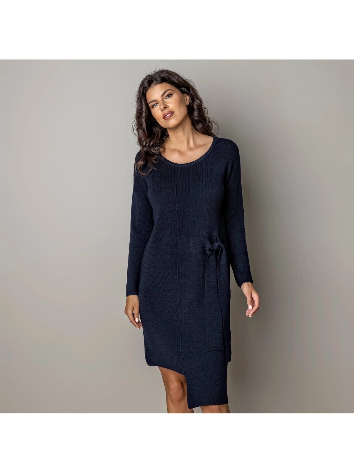 AG design tamsiai mėlyna megzta merino vilnos suknelė Claudia 8