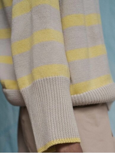 Juste Knit dryžuotas geltonas megztinis  ARIANE
