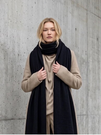 AG DESIGN Megztas itin platus, ilgas minimalistinis 100 % merino vilnos šalikas - juodas
