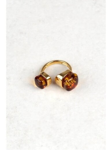 BANGUOJA LUXURIOUS GOLD-PLATED RING WITH HONEY-COLORED AMBER “AURUM UMBRAE - DUO”