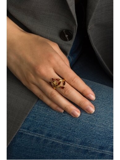 GOLD-PLATED AMBER RING “FLORENTIA AUREA TERRA” 2