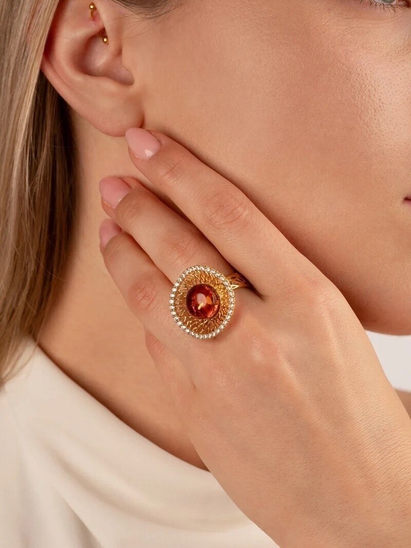 BANGUOJA LUXURIOUS GOLD-PLATED RING WITH HONEY-COLORED AMBER “GLORIA REGIA” 3 BANGUOJA LUXURIOUS GOLD-PLATED RING WITH HONEY-COLORED AMBER “GLORIA REGIA” 3
