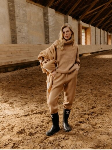 COOCOOMOS camel spalvos košmyro kostiumas Andrea + Nicola COOCOOMOS camel spalvos košmyro kostiumas Andrea + Nicola