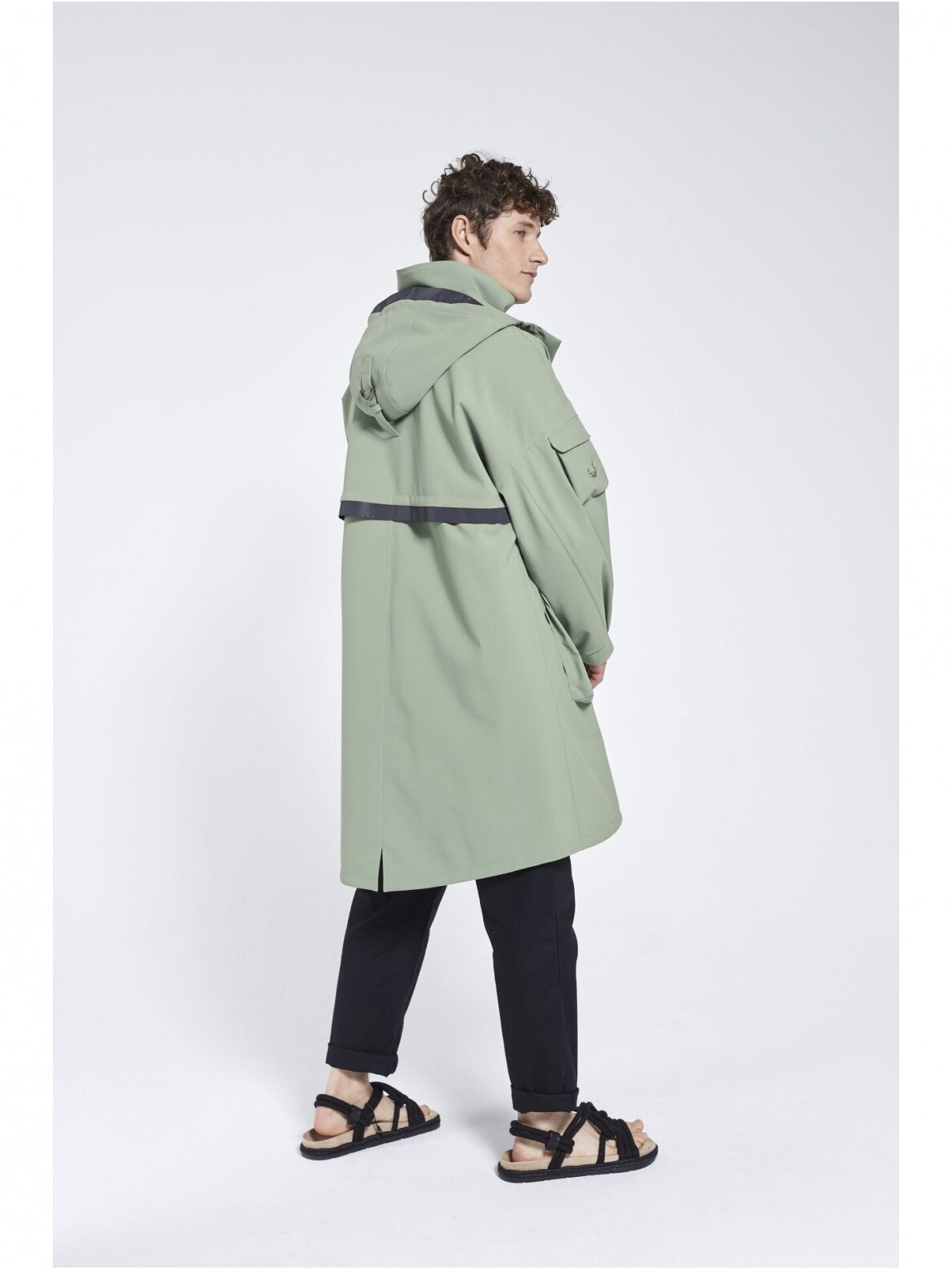 DUCKTAIL ŽALSVAS MARILA UNISEX LIETPALTIS – tvarios medžiagos 6 DUCKTAIL ŽALSVAS MARILA UNISEX LIETPALTIS – tvarios medžiagos 6