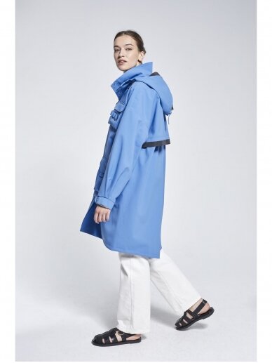 DUCKTAIL MĖLYNAS MARILA UNISEX LIETPALTIS – tvarios medžiagos 13 DUCKTAIL MĖLYNAS MARILA UNISEX LIETPALTIS – tvarios medžiagos 13