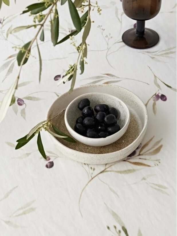 Magic Linen lininė staltiesė OLIVE ORCHARD PRINT ON WHITE LINEN TABLECLOTH 5 Magic Linen lininė staltiesė OLIVE ORCHARD PRINT ON WHITE LINEN TABLECLOTH 5