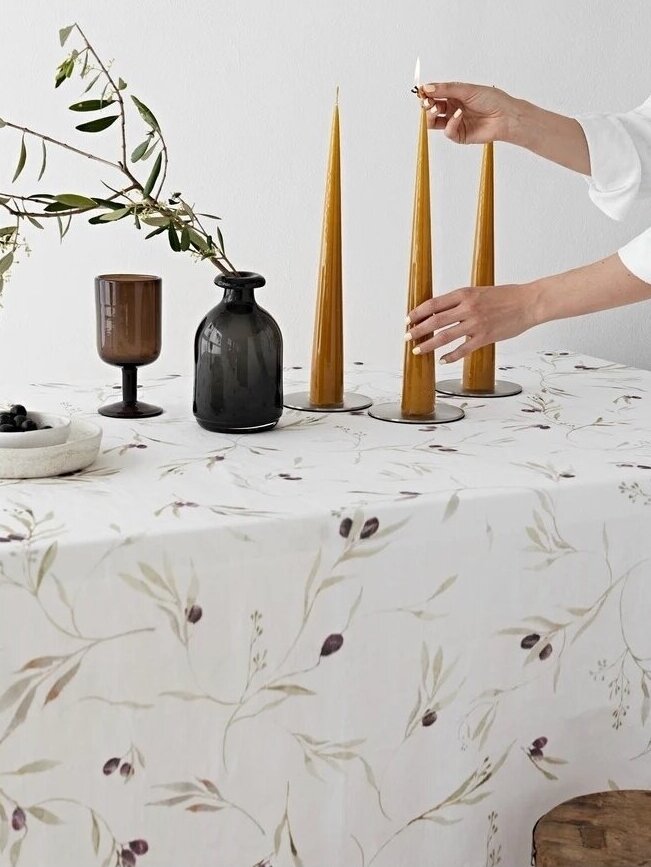 Magic Linen lininė staltiesė OLIVE ORCHARD PRINT ON WHITE LINEN TABLECLOTH 2 Magic Linen lininė staltiesė OLIVE ORCHARD PRINT ON WHITE LINEN TABLECLOTH 2