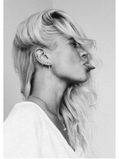 NO MORE auskarai  SHORT BOMB SWINGER EARRINGS SILVER