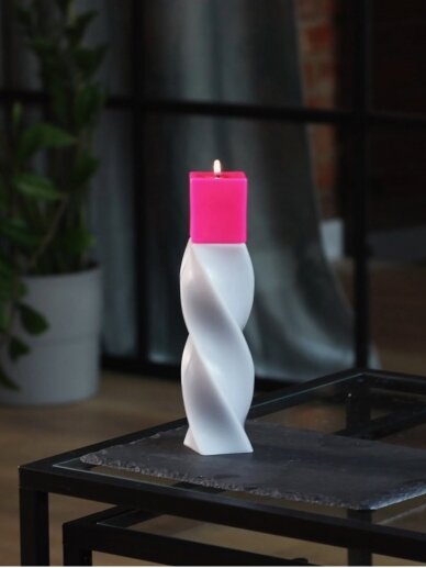 OOGNIS unikalaus dizaino sojų vaško žvakė - pink 1 OOGNIS unikalaus dizaino sojų vaško žvakė - pink 1