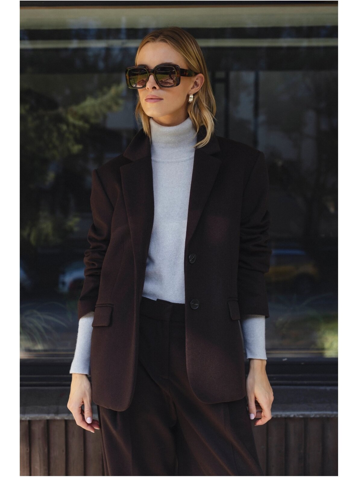 ROBI AGNES rudas kašmyro kostiumėlis "CELINE" 1 ROBI AGNES rudas kašmyro kostiumėlis "CELINE" 1