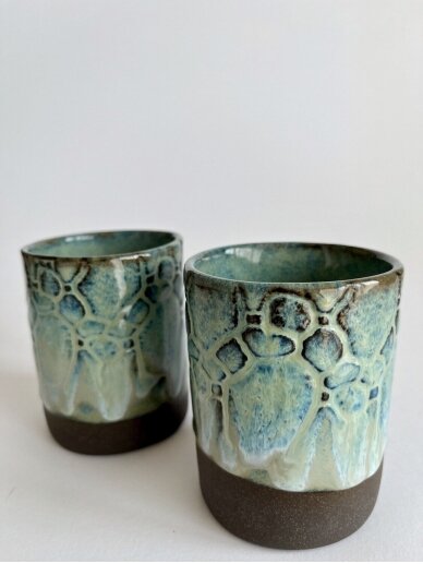 SPRING AND FALL Žaliai mėlynas tekstūrinis puodelis 1