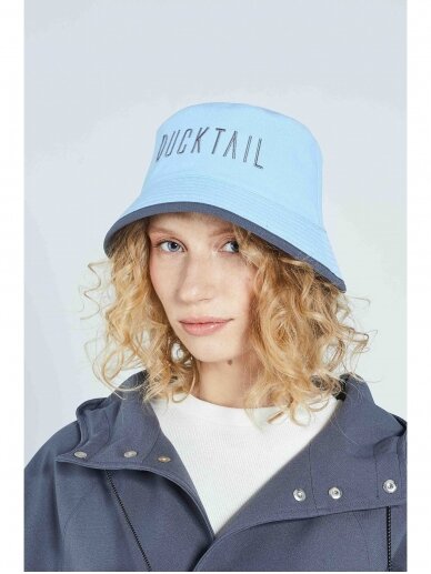 Ducktail rainwear kepurė